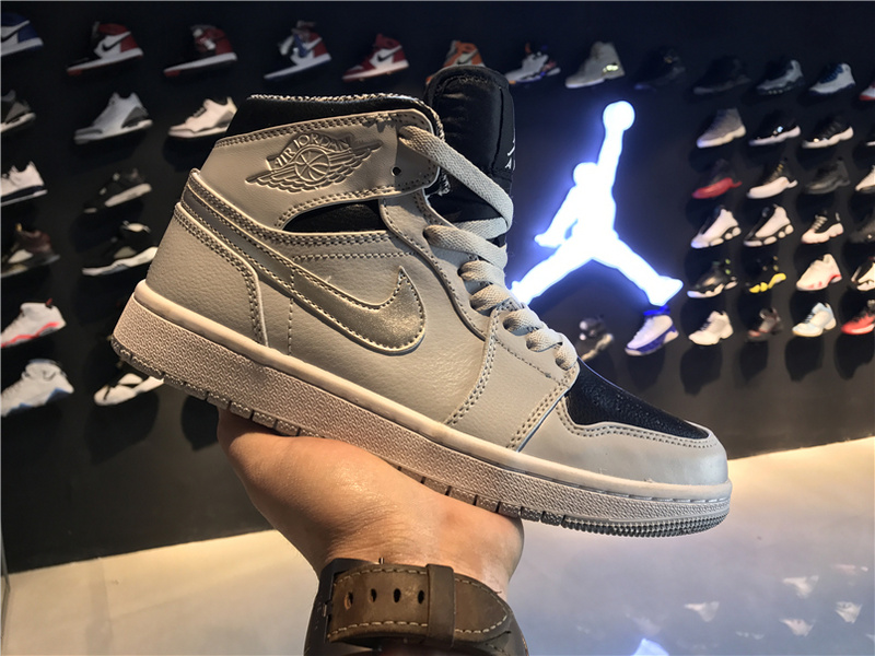 Air Jordan 1 Mid 554724 032